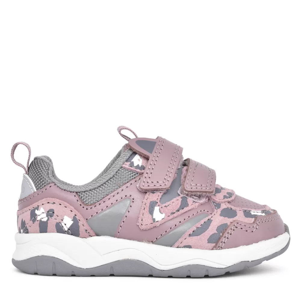 Kids CLARKS Girls Clowder Run Pink Leather Trainer In Kids F Fit