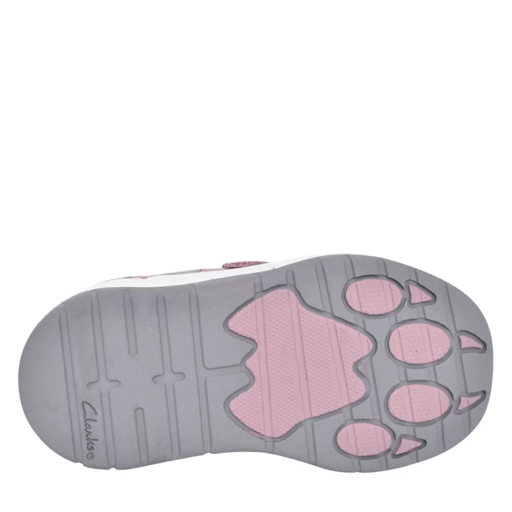 Kids CLARKS Girls Clowder Run Pink Leather Trainer In Kids F Fit