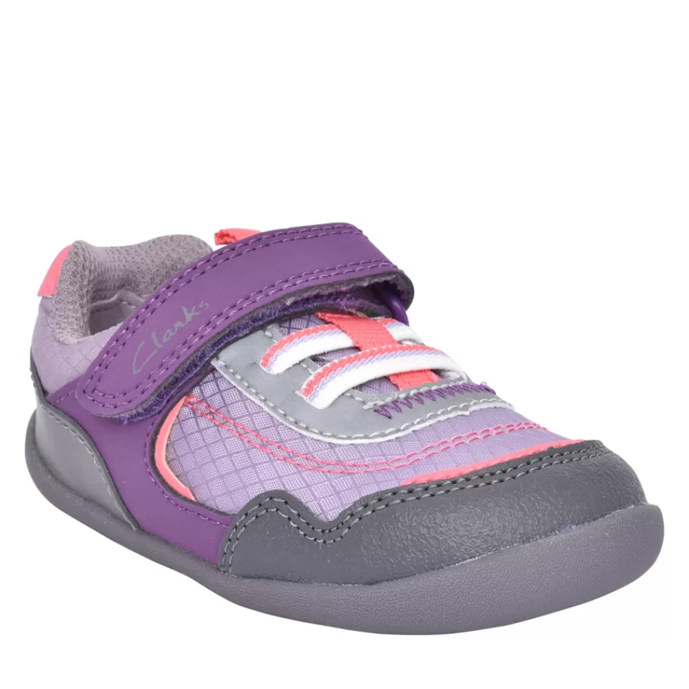 Kids CLARKS Girls Roamer Sport Purple Combi Velcro Shoe In Kids F Fit