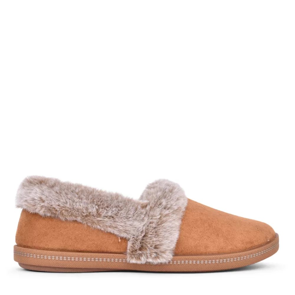 Ladies SKECHERS Ladies 32777 Cozy Campfire Slipper In Tan