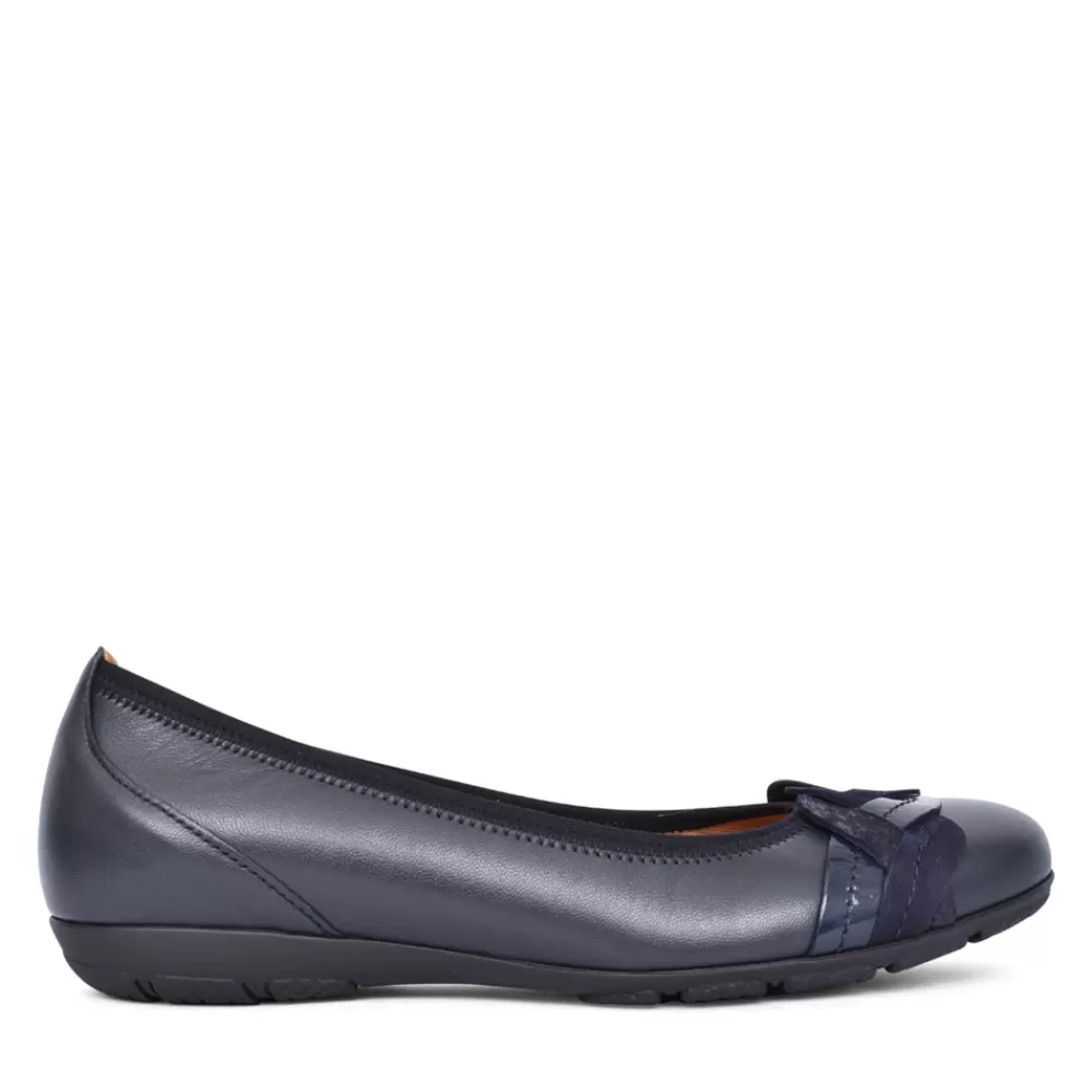 Ladies GABOR Ladies 44.160 Redhill Pump In Navy