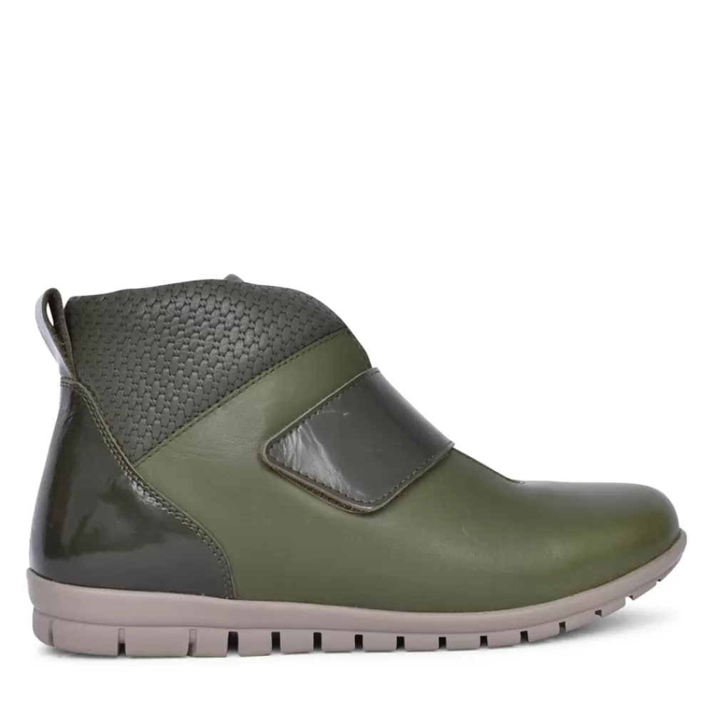 Ladies ADESSO Ladies A7036 Kelsey Ankle Boot In Olive