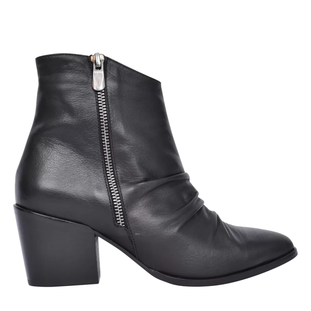 Ladies MODA IN PELLE Ladies Coralie Medium Heel Ankle Boot In Black