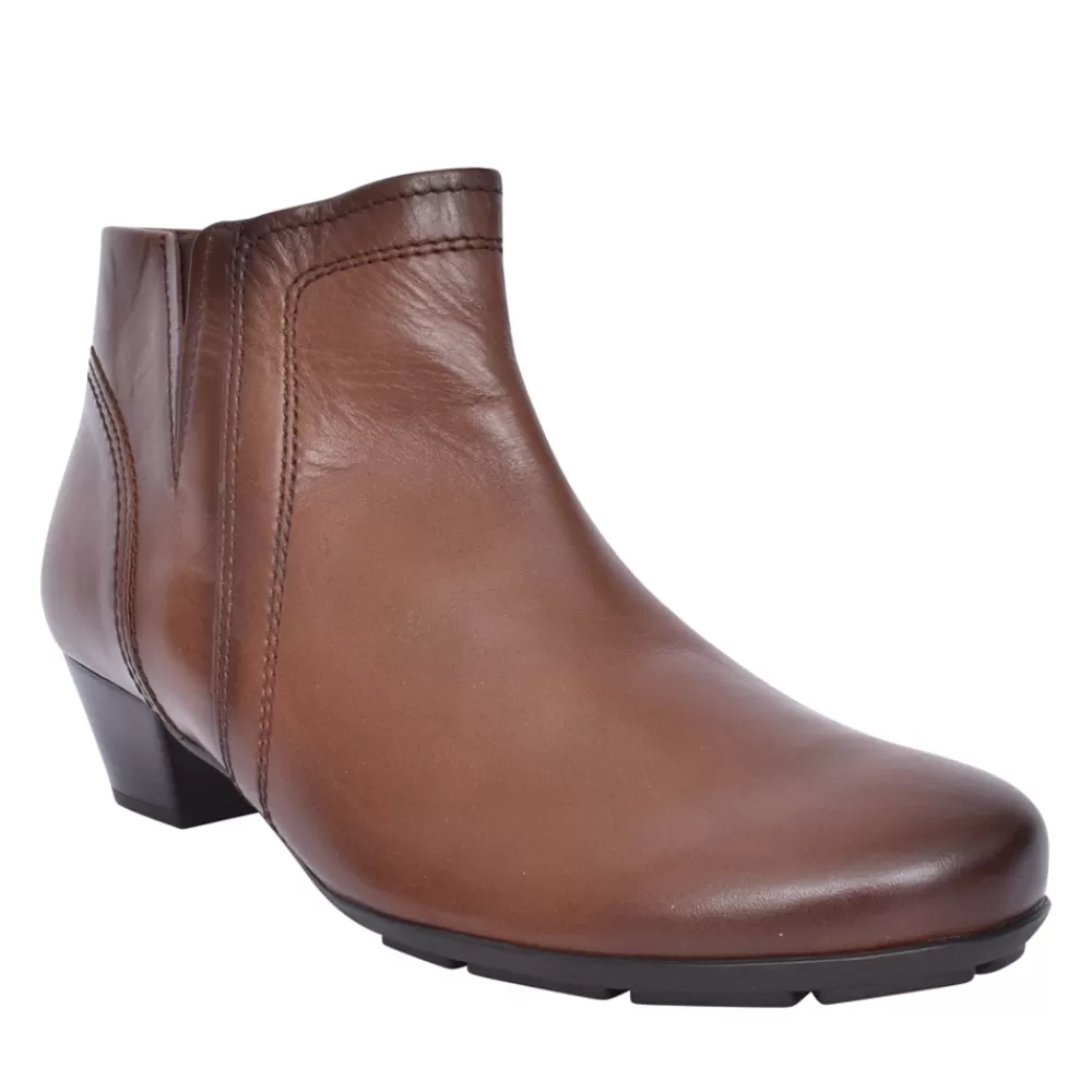 Ladies GABOR Ladies Heritage 35.638 Ankle Boot In Tan