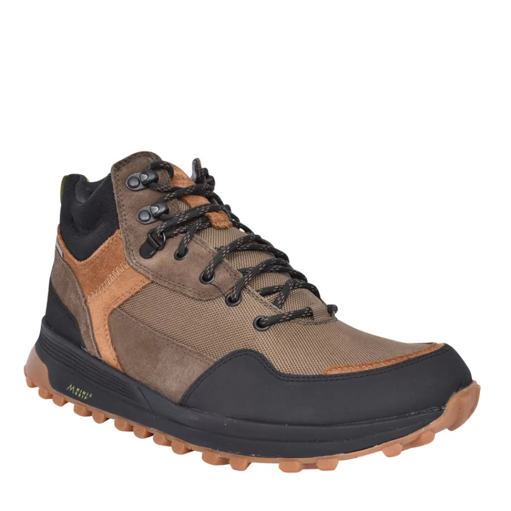 Mens CLARKS Mens Atl Trekhigt Combi G Fit Laced Boot In Olive