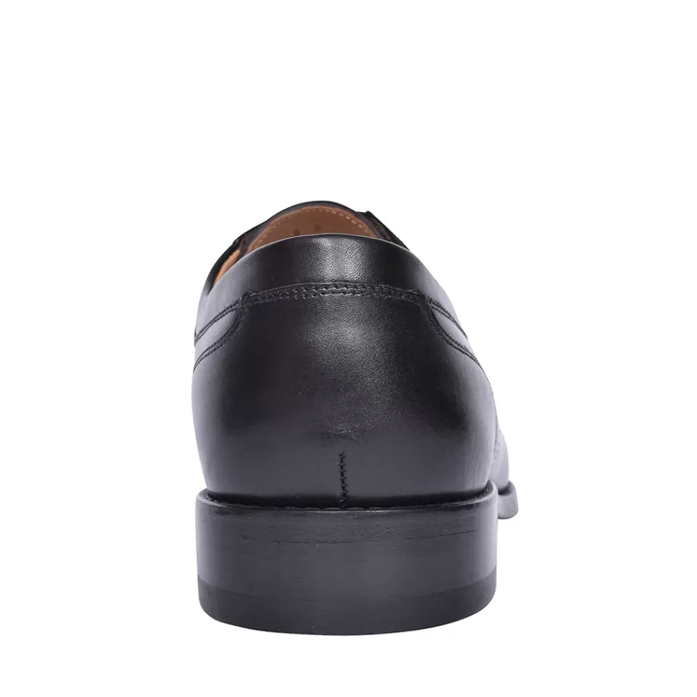 Mens LOAKE Wycombe Laced Plain Toe Shoe For Men In Black
